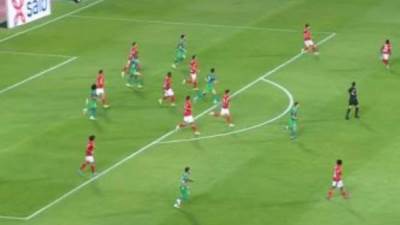 الأهلي يتقدم على المصرى بهدفين نظيفين في الدوري