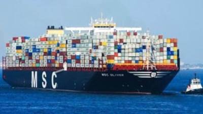 المركزي للإحصاء: ارتفاع عائدات قناة السويس إلى مستوى قياسي جديد