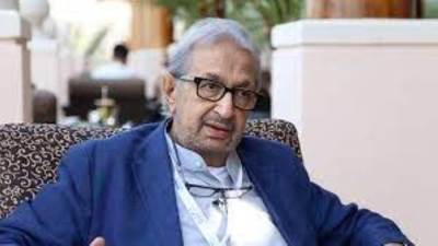 الذكرى السابعة لوفاة نور الشريف.. مسيرة  صائد الجوائز ومكتشف النجوم من الزمالك للقمة