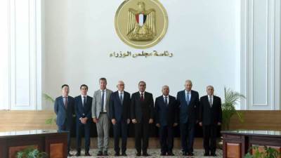 هدية مصر للعالم.. إنشاء محور بين البحرين الأحمر والمتوسط لخدمة التجارة العالمية بين الشرق والغرب