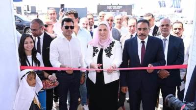 وزيرا التضامن والشباب يفتتحان معرض "ديارنا" للحرف التراثية