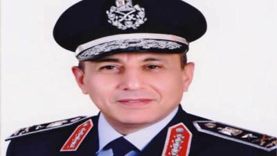 كل ما تريد معرفته عن الفريق محمد عباس حلمي وزير الطيران الجديد