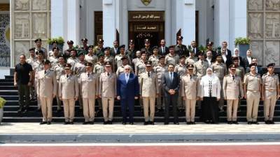 القوات المسلحة توقع بروتوكول تعاون مع كلية الاقتصاد والعلوم السياسية جامعة القاهرة