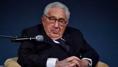 تحذير خطير من كيسنجر: أمريكا على شفا حرب كبرى مع الصين وروسيا