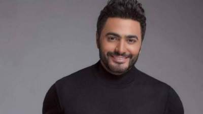 رسالة غريبة من تامر حسني لجمهوره: إحنا في زمن يلا نفسي