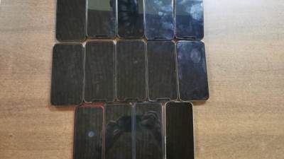 جمارك ارقين تضبط محاوله تهريب عدد من الهواتف المحمولة