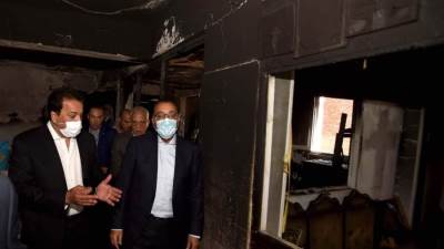 رئيس الوزراء يتفقد موقع الحريق بكنيسة الشهيد "أبى سيفين" بالجيزة