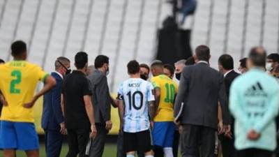 إلغاء مباراة الأرجنتين والبرازيل المؤجلة من تصفيات المونديال