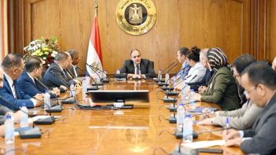 وزير التجارة والصناعة يستقبل أعضاء لجنة الصناعة بمجلس النواب