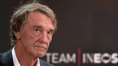 الملياردير البريطاني راتكليف مهتم بشراء نادي مانشستر يونايتد