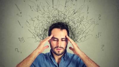 ما هو الوسواس القهري؟.. اختصاصي أجنبي يجيب