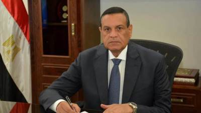 النيابة العامة تأمر بحبس "قائد السيارة" المتسببة في حادث وزير التنميه المحليه