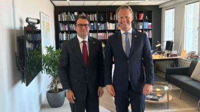 السفير المصرى في كوبنهاجن يلتقي وزير الخارجية الدنماركي