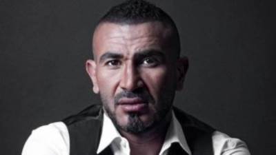 20 ألف جنية.. أحمد سعد يدفع غرامة الغناء بـ"فلاشة" فى حفل الساحل
