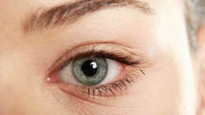 أسباب وأعراض انفصال الشبكية .. تعرف عليها