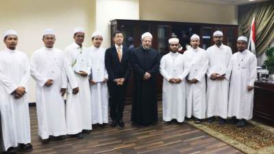 مفتي الجمهورية يستقبل سفير تايلاند بالقاهرة للاحتفاء بتخريج دفعة جديدة من الطلاب الوافدين