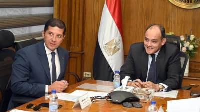 وزير التجارة والصناعة يلتقي رئيس الهيئة العامة للاستثمار لبحث منظومة التعاون