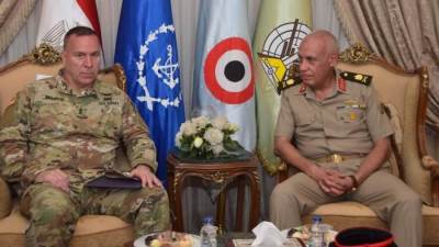 أكاديمية ناصر العسكرية تستضيف الملحق العسكري الأمريكي بالقاهرة 