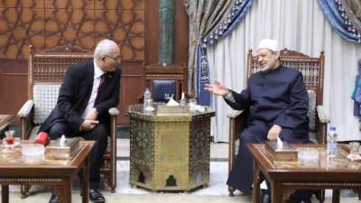 المجلس الأعلى للأزهر يقدم التهنئة للدكتور" رضا حجازي" بمناسبة توليه وزيرا للتعليم