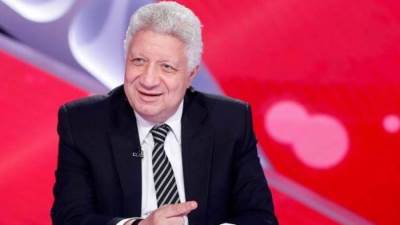 مرتضى منصور يهنئ" لاعبي الزمالك" بعد الفوز بالدوري المصري للمرة الثانية على التوالي