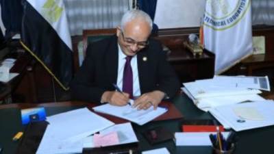 وزير التعليم يعتمد نتيجة الدور الثاني للدبلومات الفنية بنسبة نجاح 91.27%