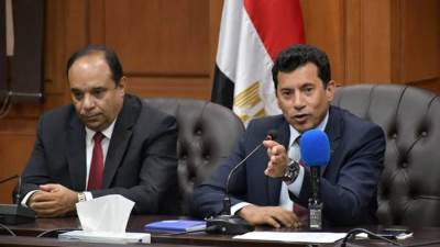 بالصور.. وزير الرياضة يكرّم منتخب مصر لتنس الطاولة