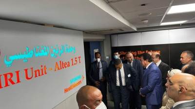 «عبدالغفار» يتابع الحالة الصحية لأول مريض تستقبله وحدة القسطرة القلبية بمستشفى العلمين