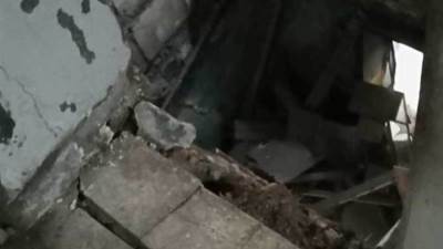 إصابة "4" أشخاص من أسره واحدة في انهيار سقف عقار بالإسكندرية 