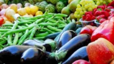 أسعار الخضراوات والفاكهة اليوم الجمعة 26 أغسطس في الأسواق 