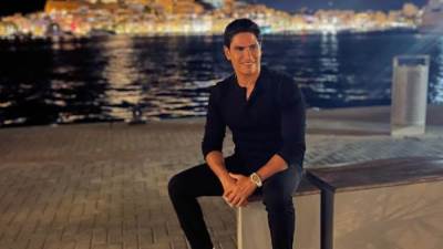 أحمد أبوهشيمة ودينا أيمن.. ما سر التواجد في جزيرة إبيزا إسبانية؟