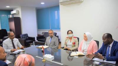 نائب وزير الإسكان يناقش المشروعات الأولوية في قطاع المياه والصرف الصحى