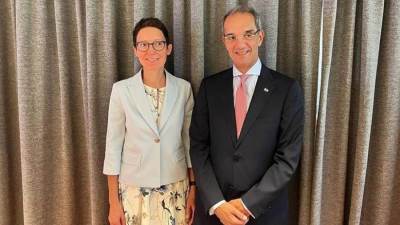 الاتصالات تعقد مباحثات مع مسئولى الحكومة الليتوانية لتعزيز التعاون