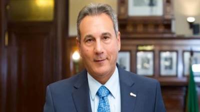 محمد الأتربي رئيس بنك مصر للصفقة: الدولار متوفر في كل البنوك للجميع