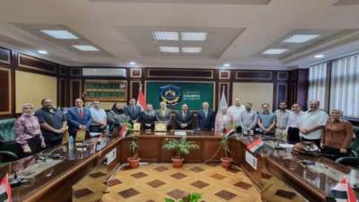 وحدة تطوير المشروعات تقدم ما يزيد عن 5 مليون جنيه لدعم 6 معامل بجامعة دمنهور