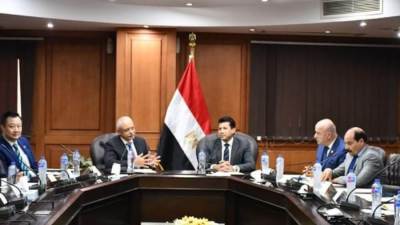 وزير الرياضة يبحث التعاون المشترك مع مجموعة من سفراء الدول الآسيوية
