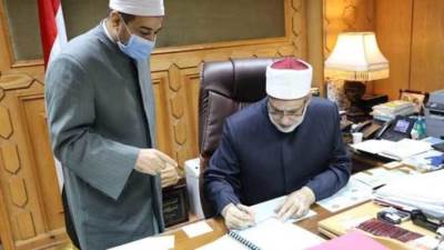 وكيل الأزهر يعتمد نتيجة الدور الثاني للشهادتين الإبتدائية وإلاعدادية