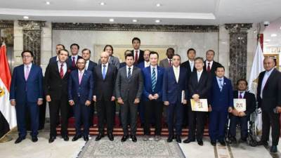 وزير الرياضة يبحث التعاون المشترك مع مجموعة من سفراء الدول الآسيوية 