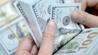 الدولار يحلق إلى أعلى مستوياته منذ 20 عاما