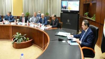 "الملا" يؤكد على وجود فرص في مناطق البحث والاستكشاف لزيادة الاحتياطيات البترولية والغازية