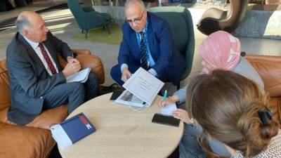 وزير الموارد المائية يصل إلى ستكهولم للمشاركة في "الأسبوع العالمى للمياه"