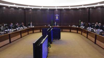 «مدبولي» يستعرض مع مسئولي شركة "ستيلانتس" دراسات توسع الأنشطة الصناعية في مصر