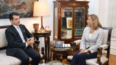 وزيرة الثقافة تستقبل مدير عام منظمة الإيسيسكو لبحث مزيد من التعاون الثقافي