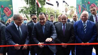 رئيس الوزراء يفتتح المعرض الرئيسي لـ"أهلا مدارس"