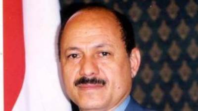 رئيس مجلس الرئاسة اليمني يشيد بدور مصر في وقوفها بجانب بلاده 