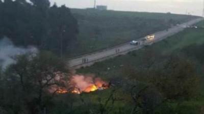 الإمارات تعلن سقوط طائرة فى منطقة خالية من الأفراد وإصابة قائدها