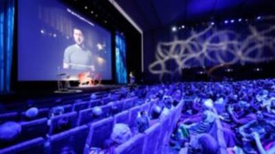 الرئيس الأوكرانى يقدم كلمة بافتتاح فاعليات مهرجان فينيسيا في دورته الـ79