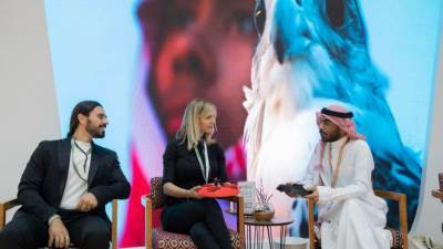 UFO أول طائرة بدون طيار من نوعها لحماية الصقور والبيئة