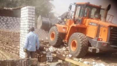 جهاز العبور ينفذ حملات أمنية لإزالة المخالفات والإشغالات بالمدينة