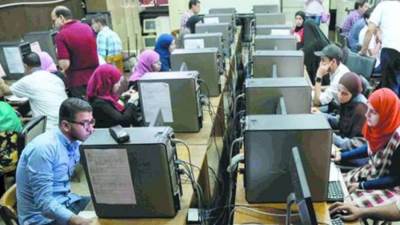 89 كلية متاحة لطلاب القسم الأدبي في المرحلة الثالثة 2022 .. تفاصيل