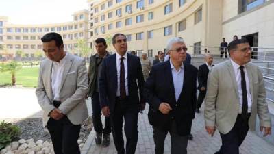 وزير التعليم العالي يتفقد مدينة زويل للعلوم والتكنولوجيا والابتكار